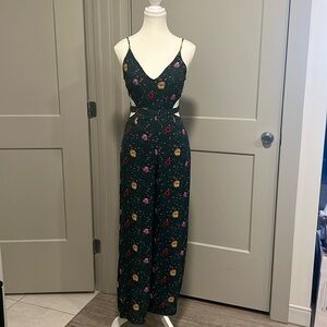 Flowered cut our tie back jumpsuit